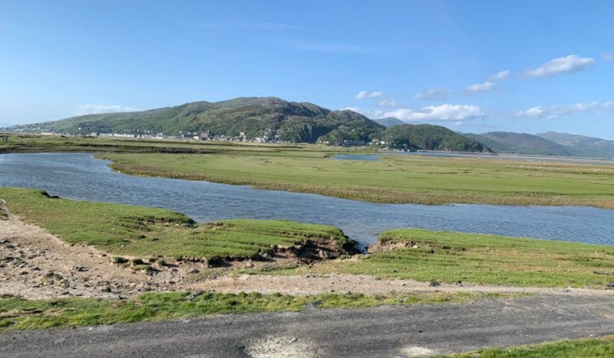 UK coastal cumminty landscape